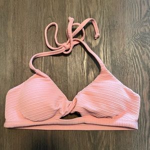 Never worn Cupshe bikini top size medium
